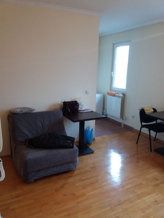 Ustanička 188, Beograd