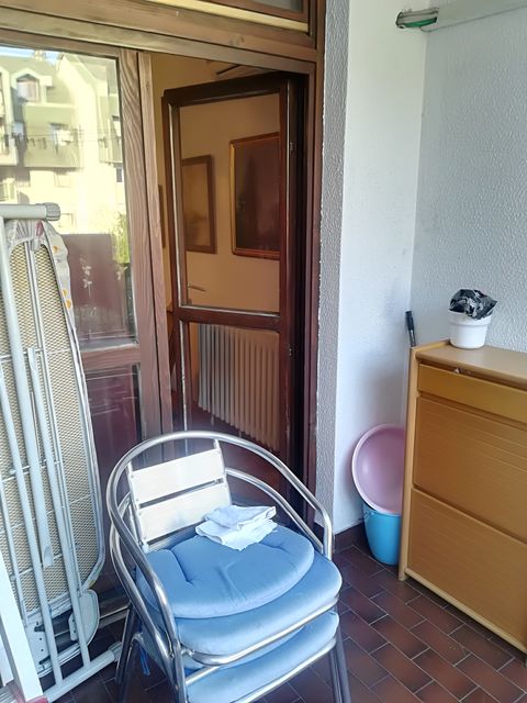 Radnička 32, Beograd - 6