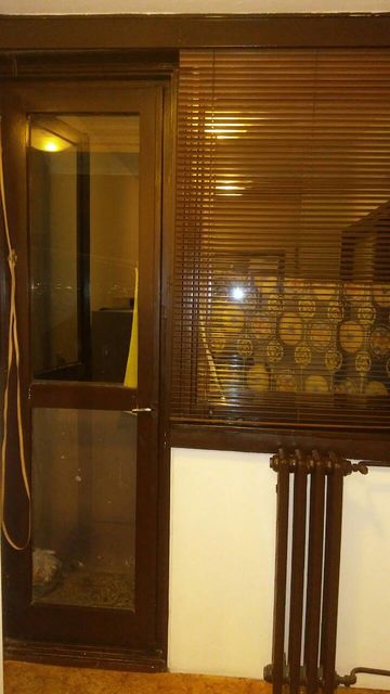 Pariske komune 61, Beograd - 4