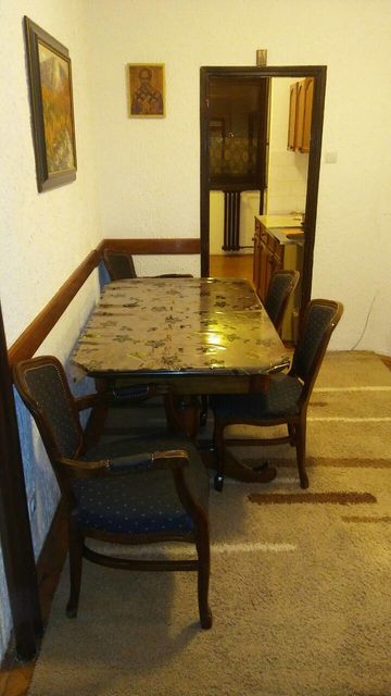 Pariske komune 61, Beograd - 2