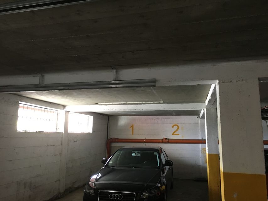 Vojvode Vlahovića 41, Beograd - 10