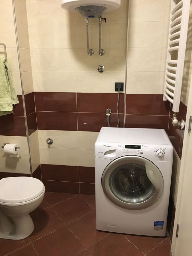 Vojvode Vlahovića 41, Beograd - 7