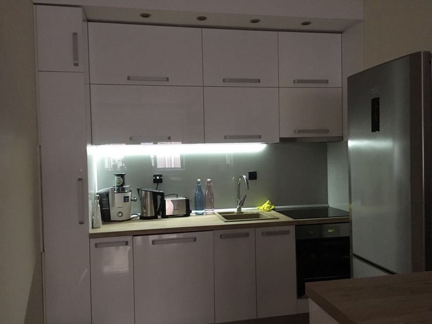 Vojvode Vlahovića 41, Beograd - 4