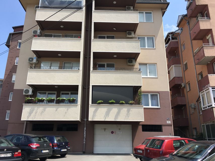 Vojvode Vlahovića 41, Beograd - 9