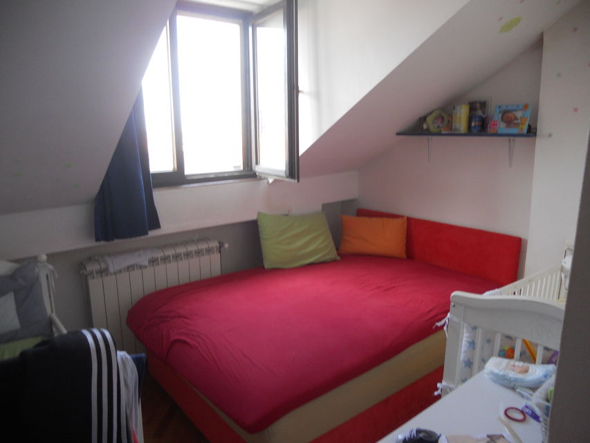 Sarajevska 5, Beograd - 9