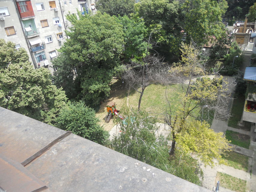 Sarajevska 5, Beograd - 12