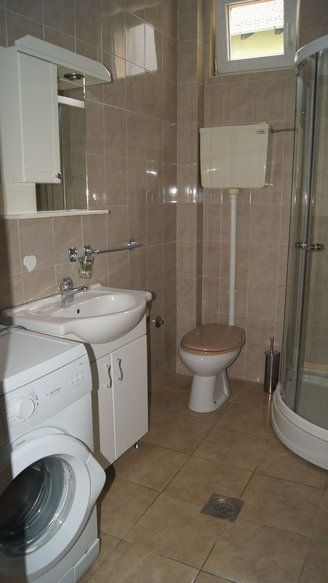 Tunelska 9, Beograd - 10