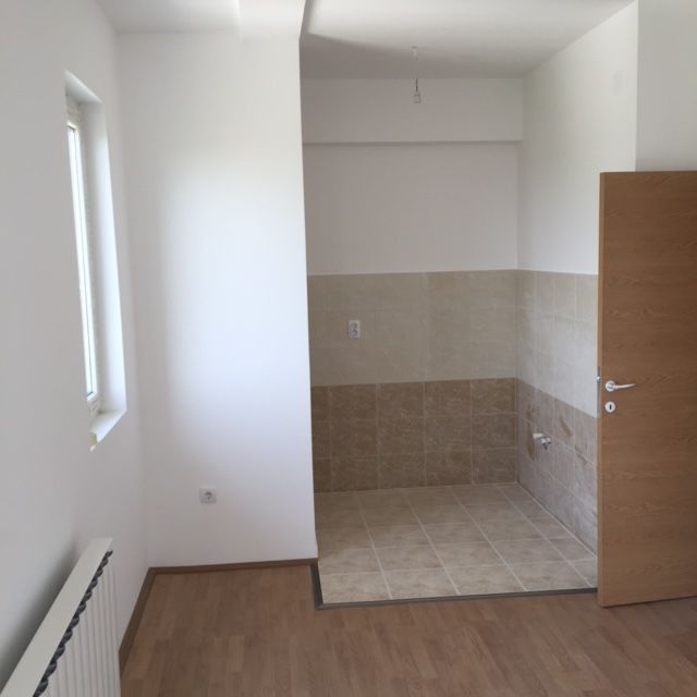 Lole Ribara 68, Beograd - 3