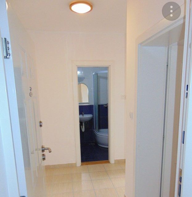 Kralja Milana 25, Obrenovac - 2