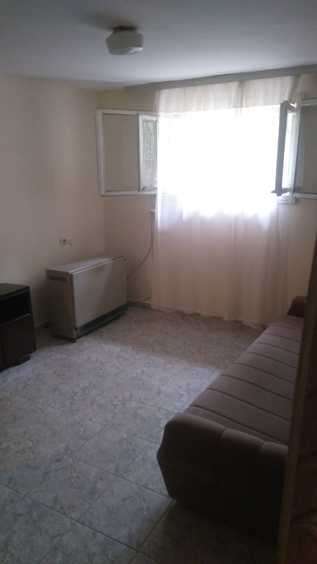 Slavka Rodića 10, Beograd - 1