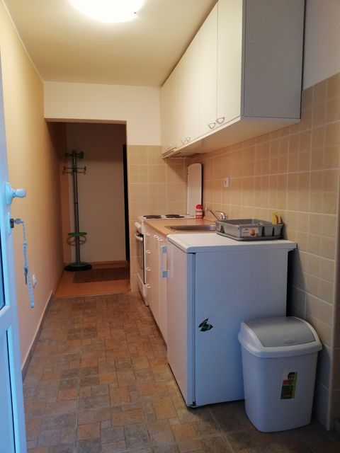 Poručnika Spasića i Mašere 57, Beograd