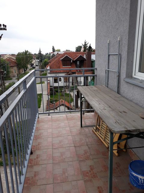 Jovana Popovića 6, Novi Sad - 8