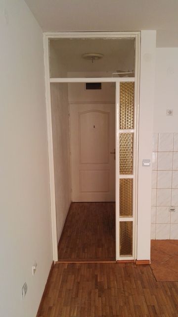 Slavka Rodića 22/II, Beograd - 4