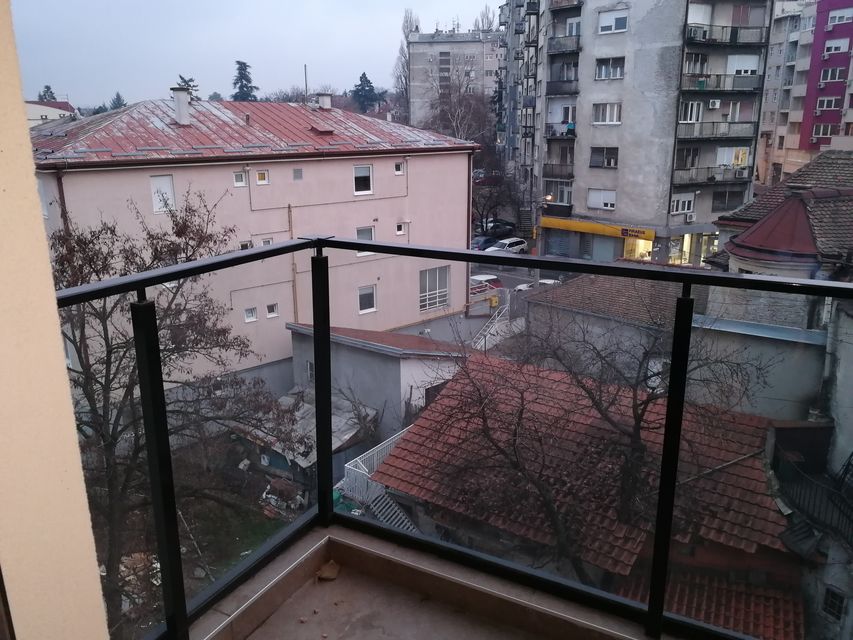 Admirala Vukovića 2, Beograd - 7