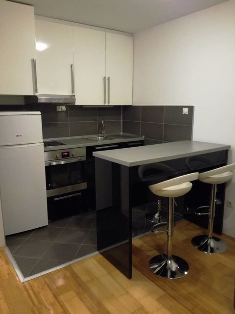 Kisačka 27, Novi Sad - 1