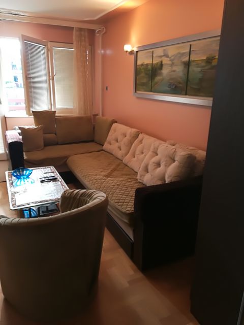 Omladinskih brigada 43a, Beograd - 3