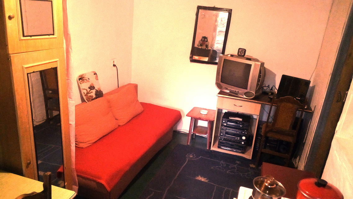 Rade Končara 33, Beograd - 5