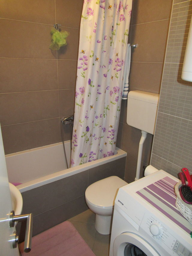 Stefana Stefanovića 2A, Novi Sad - 6