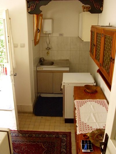 Admirala Vukovića 52, Beograd - 3