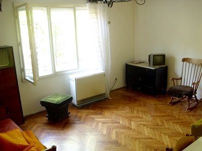 Admirala Vukovića 52, Beograd - 6