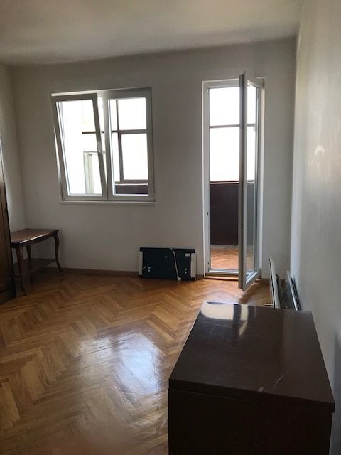 Bože Jankovića 2, Beograd - 8