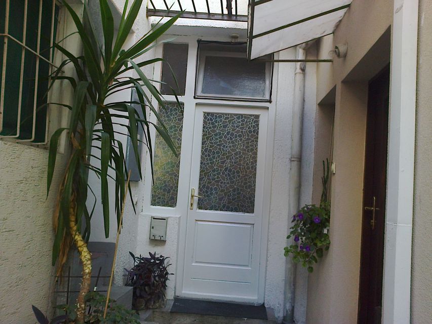 Golsvordijeva 26, Beograd