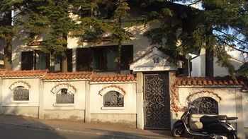 Deskaševa 12, Beograd - 2