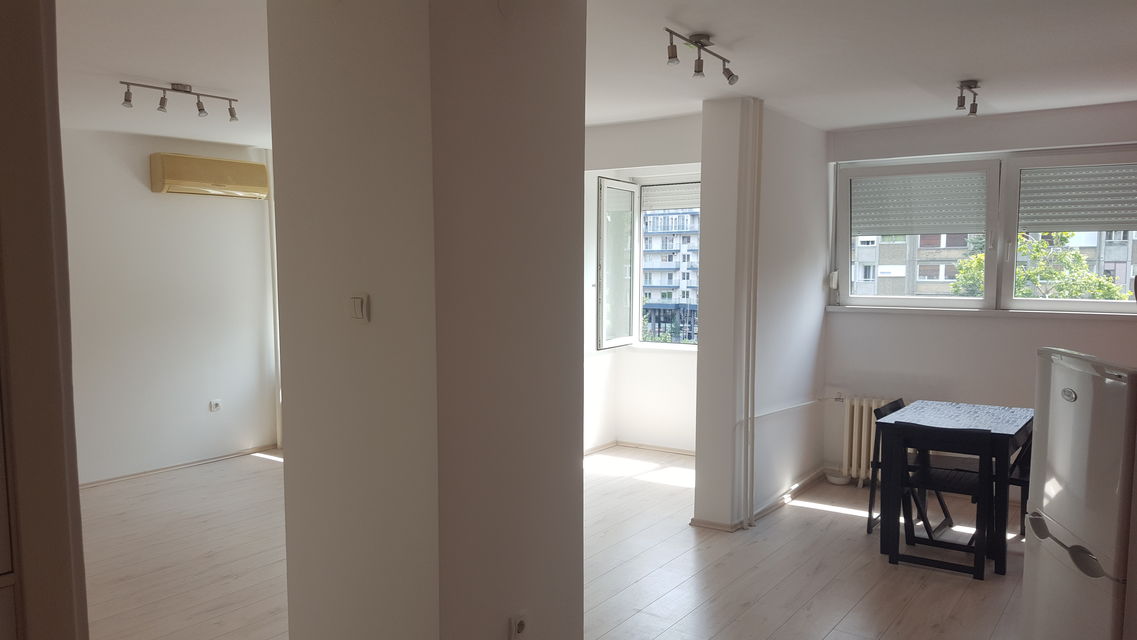 Šekspirova 10, Novi Sad - 1