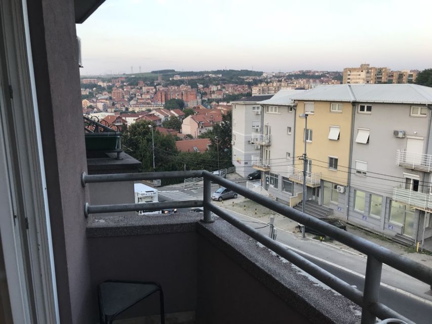 Vitezova Karađorđeve zvezde 27a, Beograd - 15