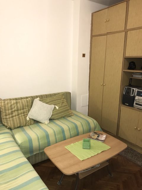 Beogradska 16, Beograd - 8