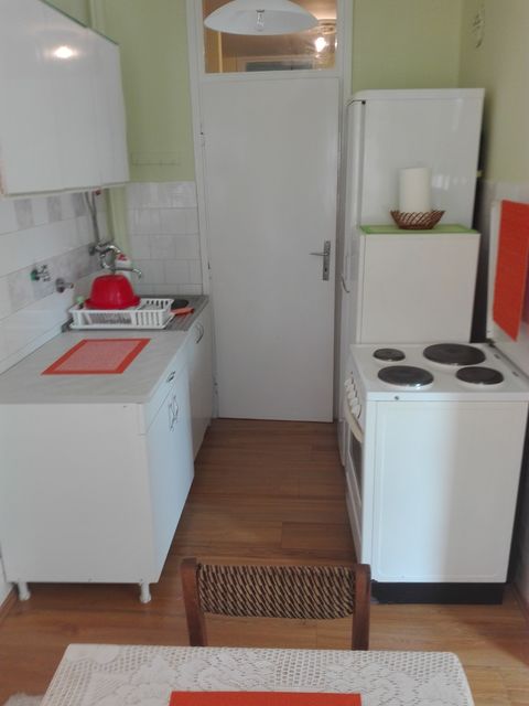 Radovana Miloševića 19, Beograd - 8