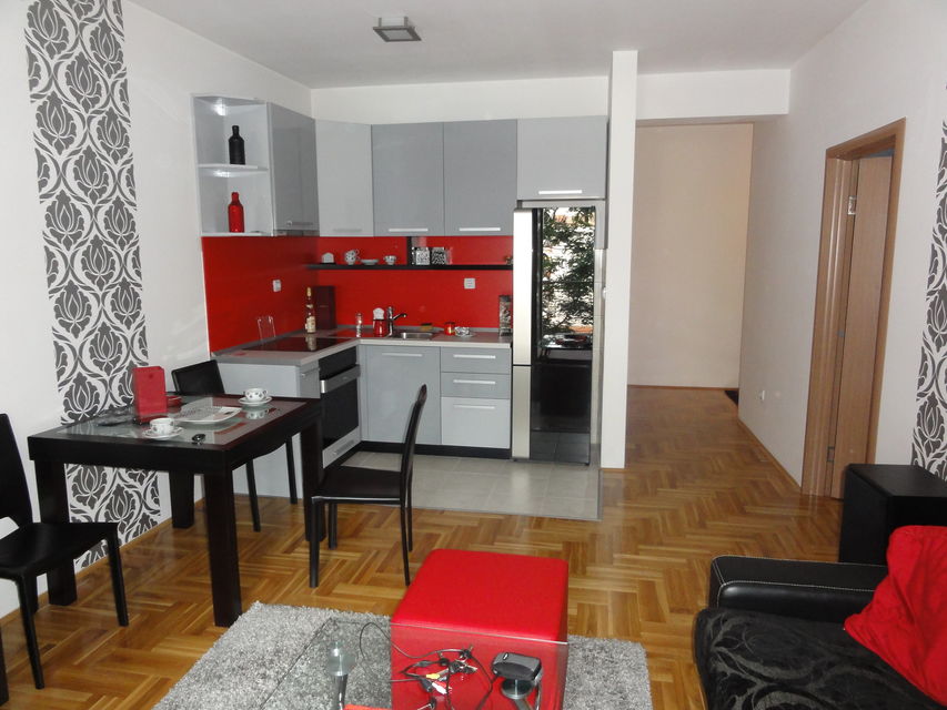 Đevđelijska 9, Beograd - 2