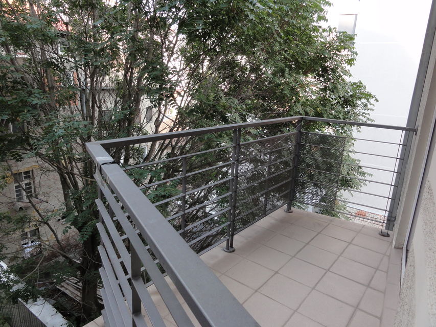 Đevđelijska 9, Beograd - 9