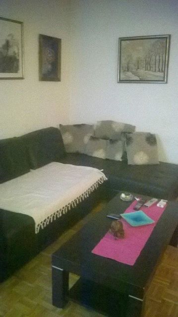 Vinogradski venac 8, Beograd - 5