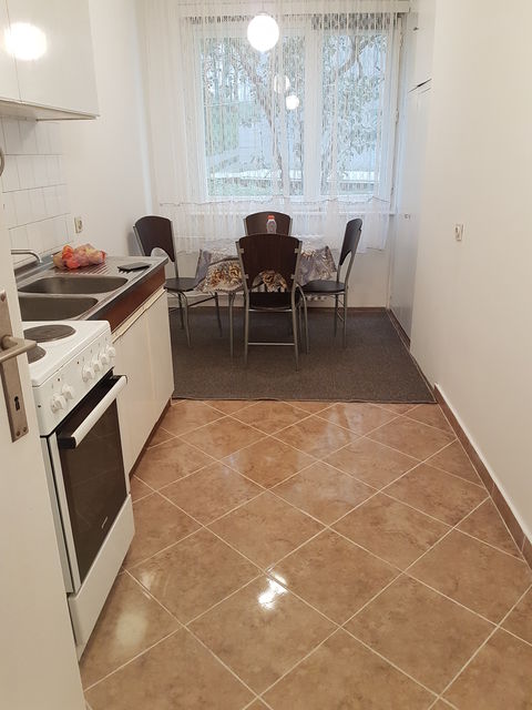 Nikole Marakovića 1, Beograd - 8