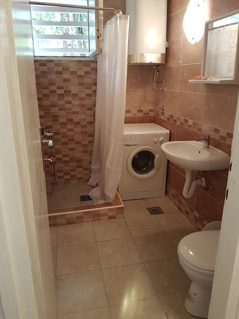 Nikole Marakovića 1, Beograd - 7