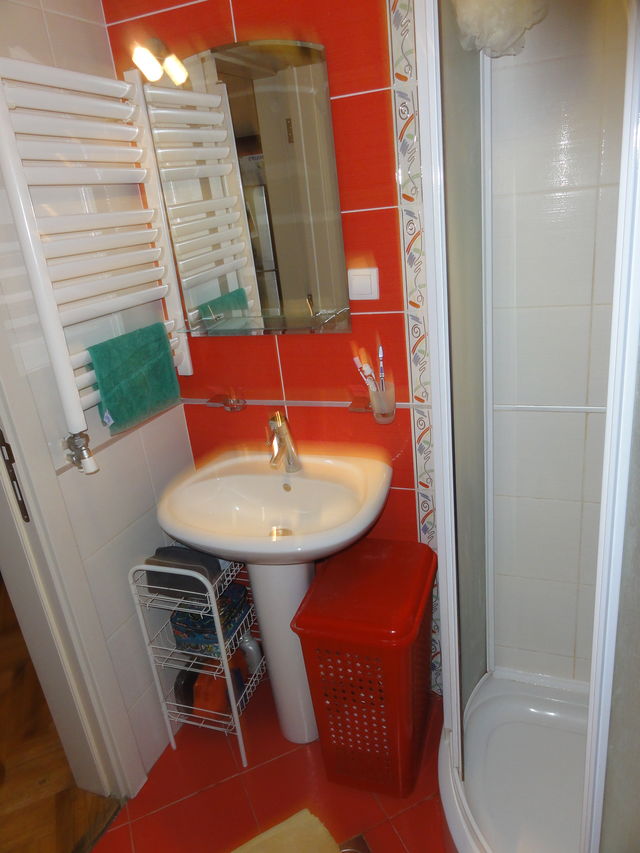 Kajmakčalanska 8, Beograd - 7