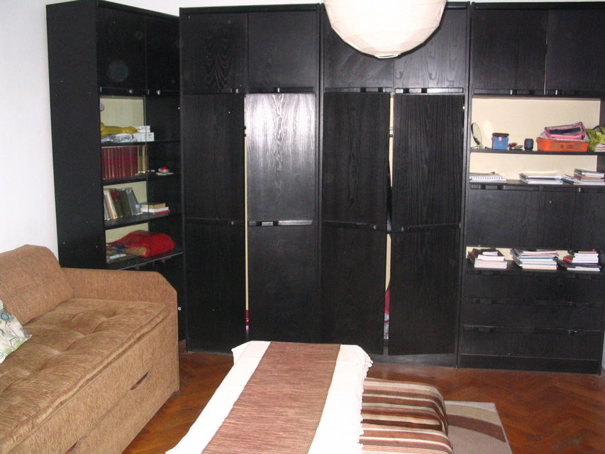 Đuke Dinić 3, Beograd - 12