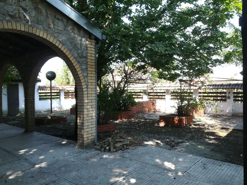 Uroša Predića 19, Čenta - 4