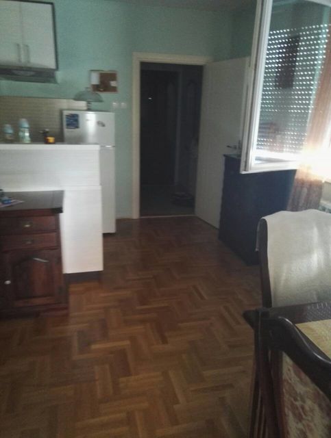 Miroslava Antića 11b, Beograd - 6