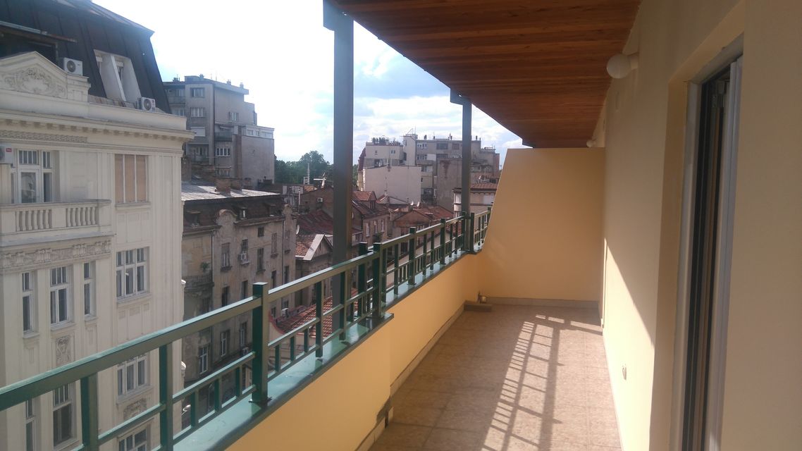 Zmaja od Noćaja 9, Beograd - 7