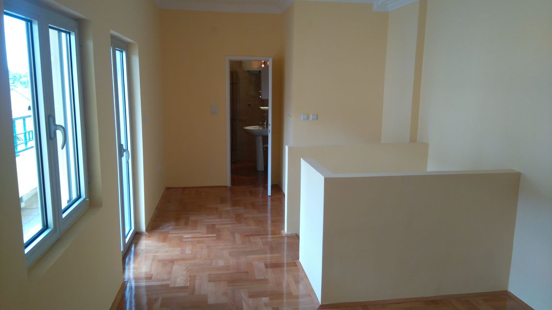 Zmaja od Noćaja 9, Beograd - 10