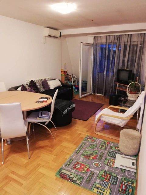 Mića Radakovića 4s, Beograd - 4