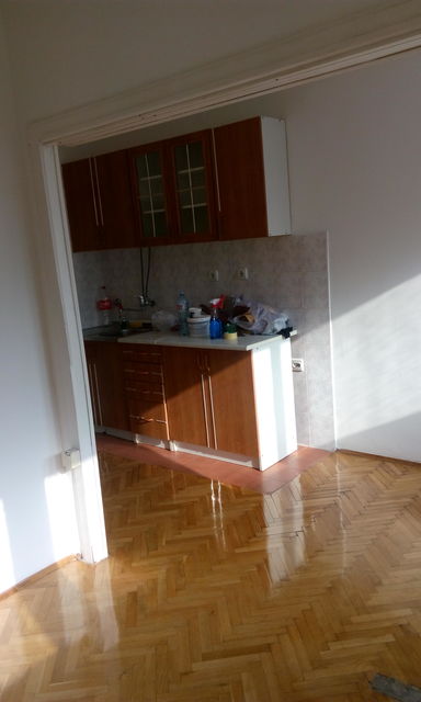 Stanka Paunovića-Veljka 68, Beograd - 5