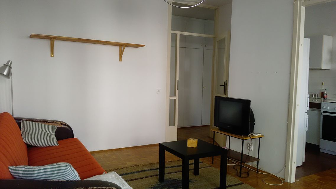 Dr Ivana Ribara 81, Beograd - 3