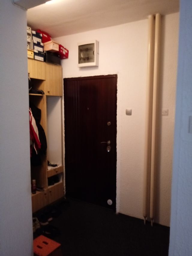 Španskih boraca 16, Beograd - 16