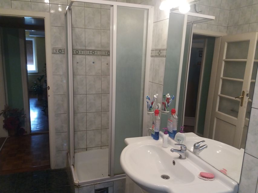 Džona Kenedija 45, Beograd - 7