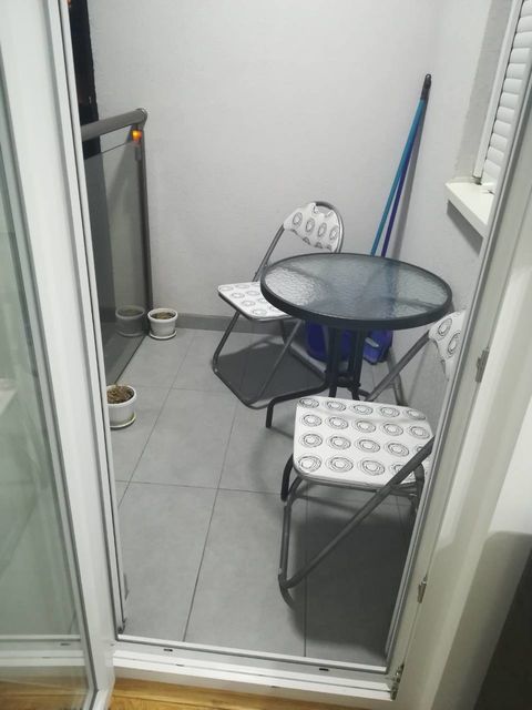 Hadži-Mustafina 24, Beograd - 3