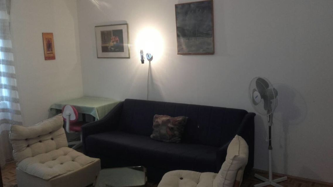 Majska 9, Beograd - 1