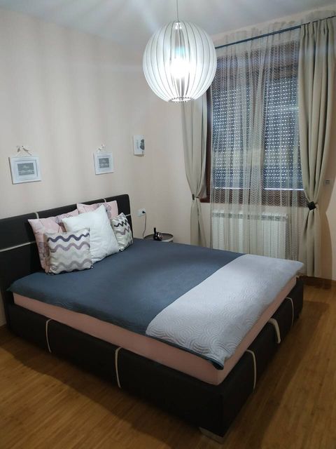 Dobropoljska 56, Beograd - 26